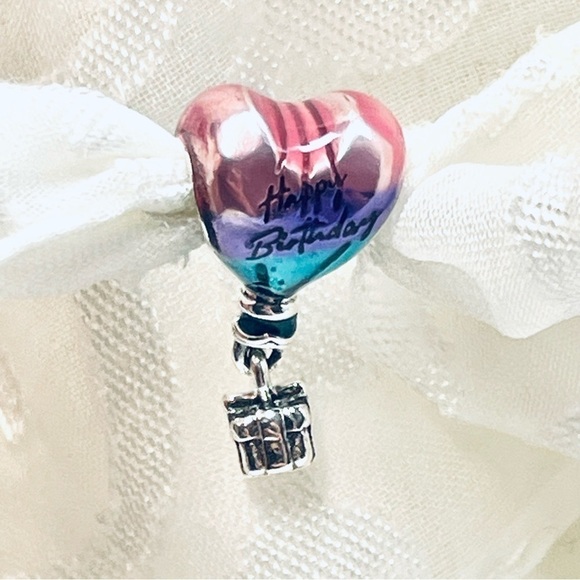 🎉 NWOT Happy Birthday Heart Hot Air Balloon Charm 🎈 - Picture 9 of 16